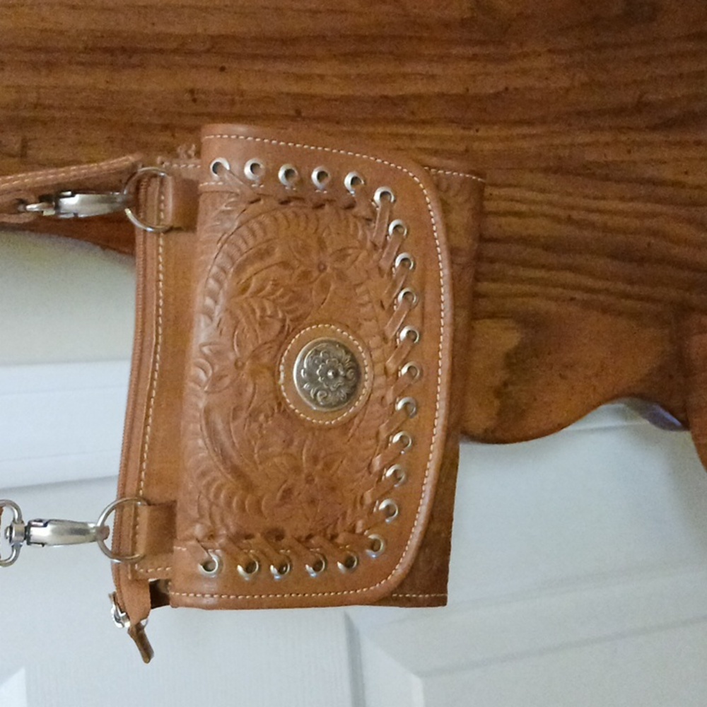 American West Tan Leather Bag with Embossed Design